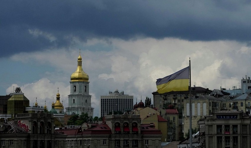 Ukraynada hərbi vəziyyət daha 90 gün uzadılır