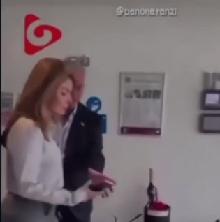 İranda Rza Pəhləvi istehza hədəfinə çevrildi: 