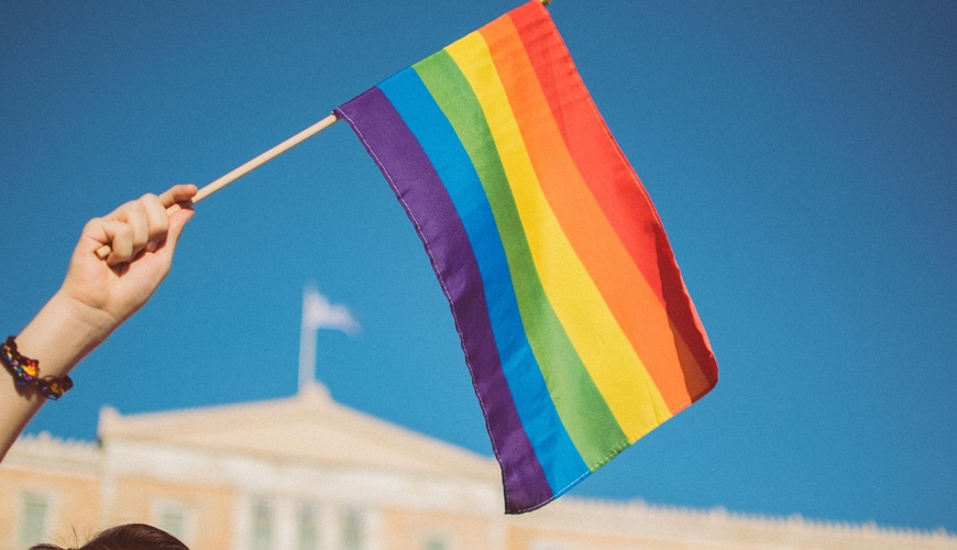 LGBT “dəyərləri” demokratiya göstəricisidirmi – SƏRT REAKSİYALAR