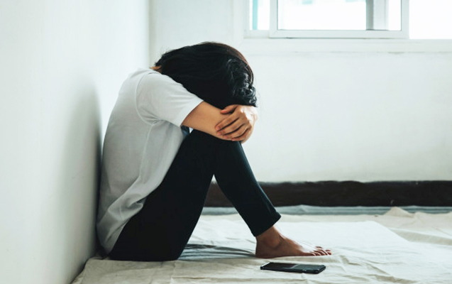 Boşanan 17 yaşlı qız görün nəyə görə intihar edib - ŞOK TƏFƏRRÜAT