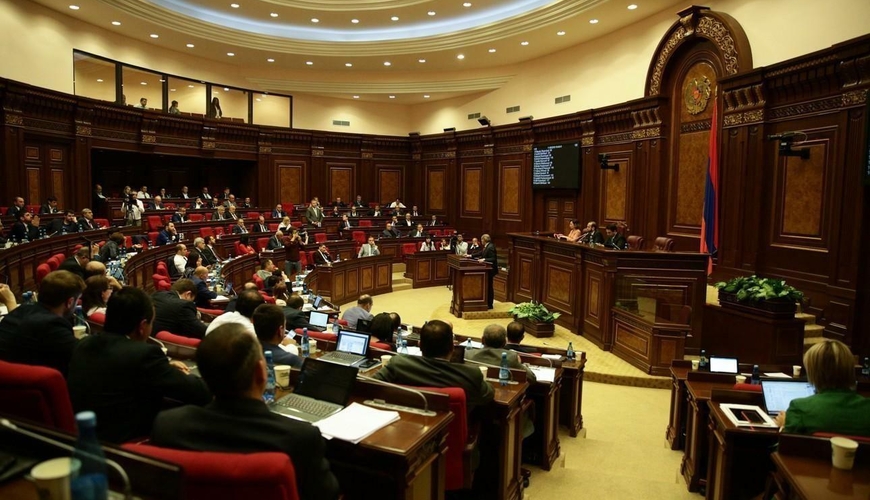 Ermənistan parlamenti Azərbaycana görə təcili toplanır