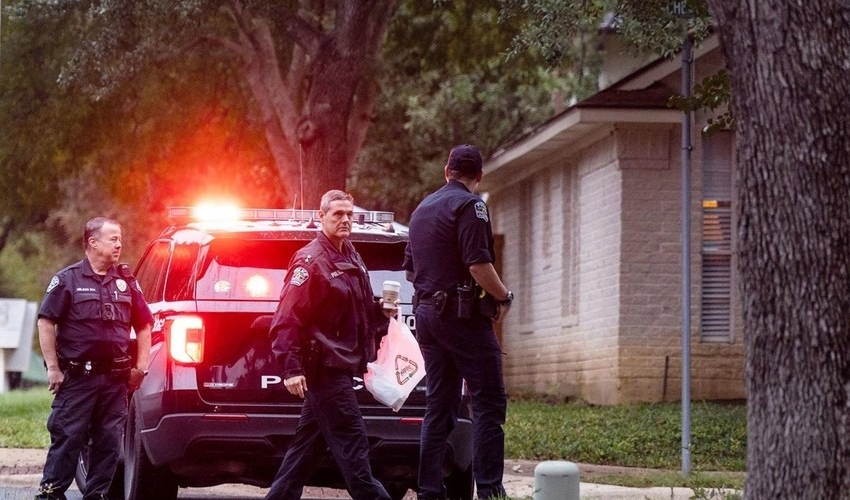 ABŞ-da atışma - 3 polis öldürüldü, 5-i yaralandı