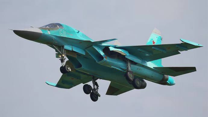 Ukrayna Çelyabinskdə Su-34 qırıcısını belə YANDIRDI
