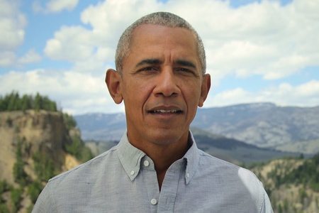 Obama Netflix-də yayılan mini serialın aprıcısı oldu