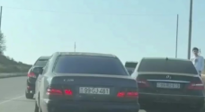 “Maşın bazarı”nın ətrafında süni tıxac: alverçilər yolu zəbt edib - VİDEO
