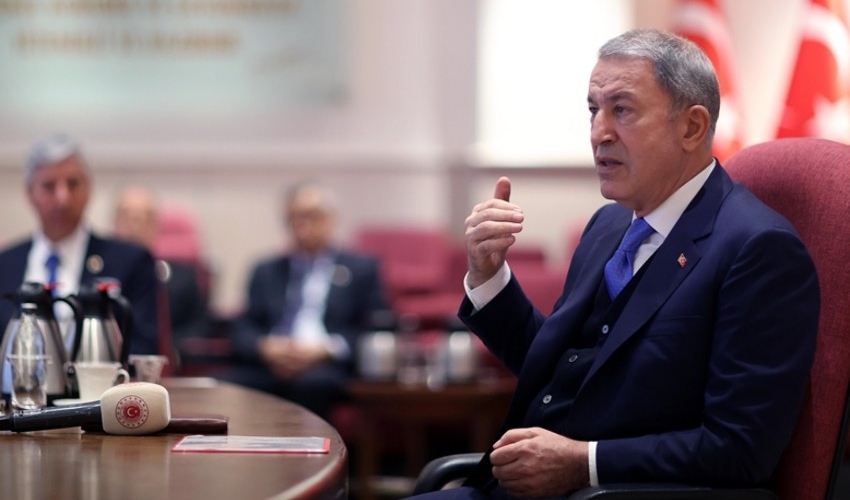 Hulusi Akar: “Başda Azərbaycan olmaqla dost və qardaşlarımızın yanında olmağa davam edəcəyik”