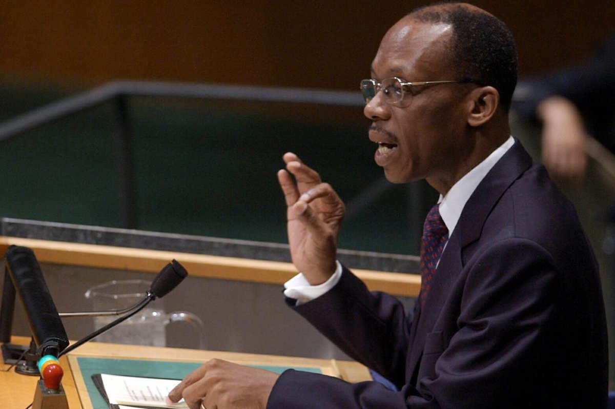 On-This-Day-Jean-Bertrand-Aristide-returns-to-Haiti-after-coup.jpg (114 KB)