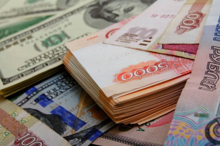 Lavrov Rusiyanın dollara qarşı mübarizəsindən danışdı: 90 faiz…
