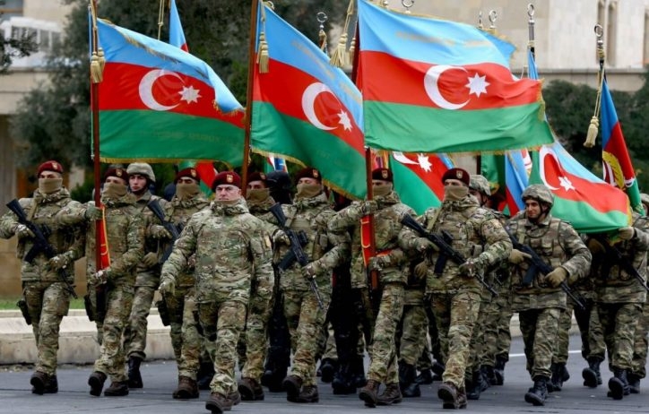 Столтенберг отметил высокий уровень азербайджанских войск
