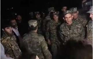 Son dəqiqə! Ermənistanda polis aksiyaçılara qarşı səs qumbaralarından istifadə edib - VİDEO