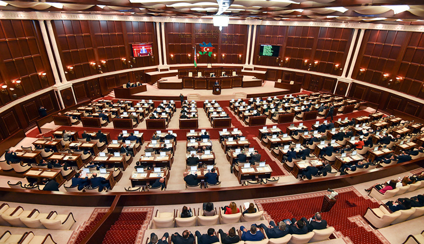 Парламент утвердил законопроект о бесплатном обучении некоторых категорий граждан