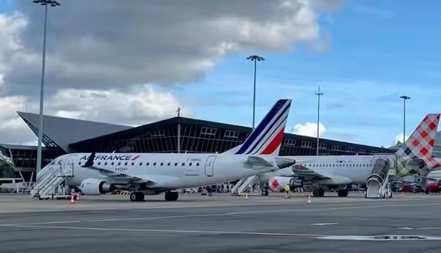 Bomba xəbərdarlıqları Fransa aeroportlarını milyonlarla ziyana salıb