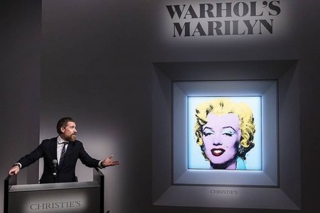 Merilin Monronun portreti hərracda 195 milyon dollara satılıb