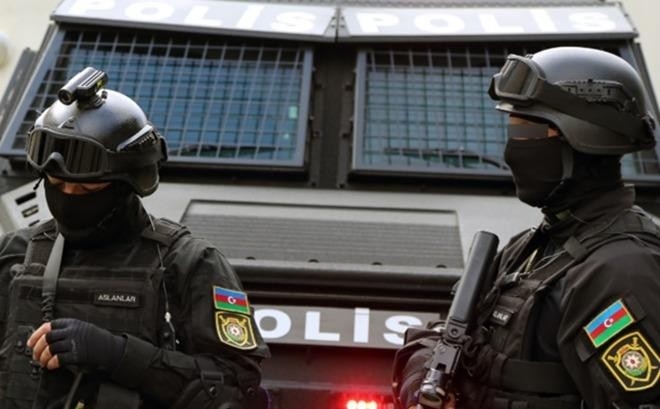 Azərbaycan polisi ƏMƏLİYYAT KEÇİRDİ: Saxlananlar var - FOTOLAR