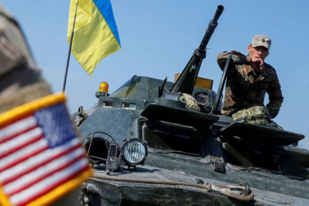 ABŞ Ukraynaya silah yardımında yeni mərhələnin əsasını qoydu - Politoloq