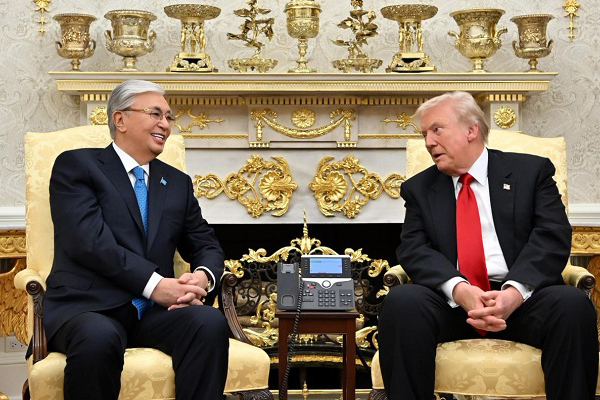 Какой ключ Трамп подарил Токаеву?