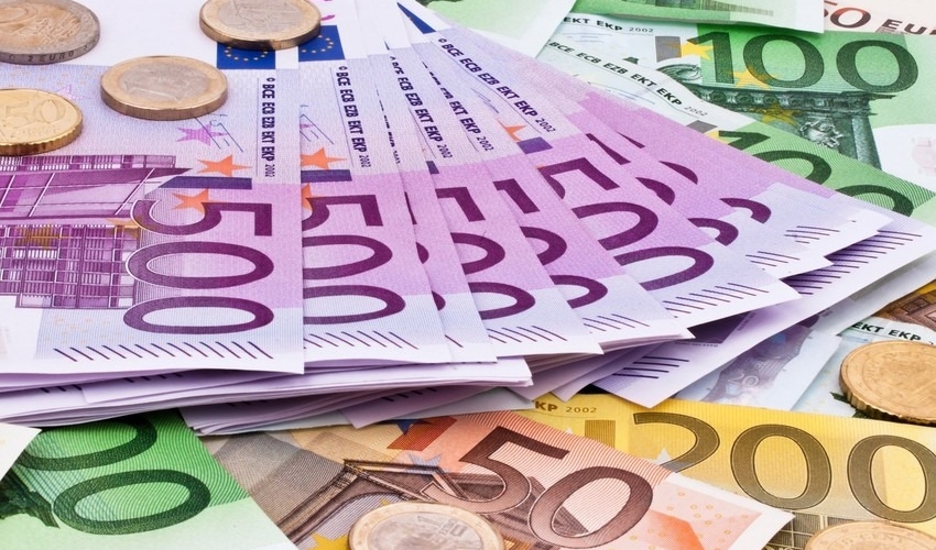 Avro, rubl ucuzlaşdı, dollar isə... - Məzənnə