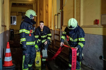 Sloveniyada kimyəvi zavodda yanğın olub, 20 nəfər yaralanıb