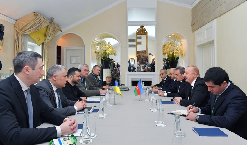 Prezident İlham Əliyev Zelenski ilə görüşdü - FOTO