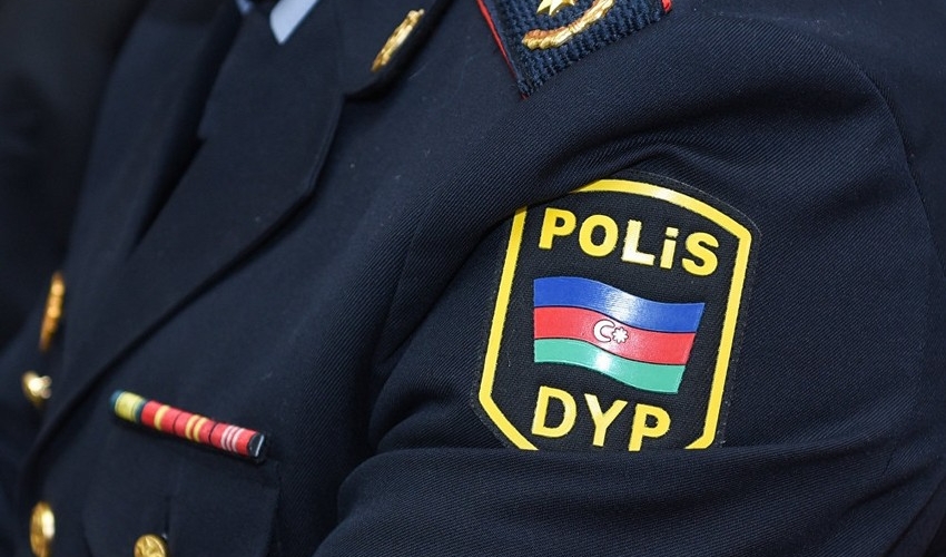 Bakıda dilənçilərə təpik vuran polislər işdən çıxarıldı