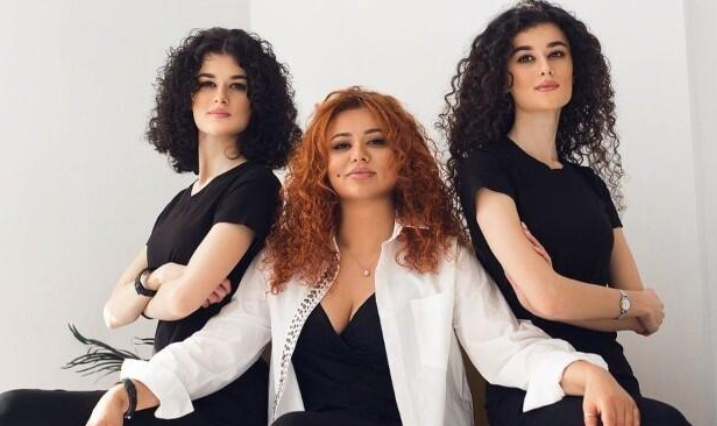 Vəfa Zeynalova qızlarından danışdı