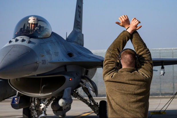 Niderland Ukraynaya “F-16”lar verəcək