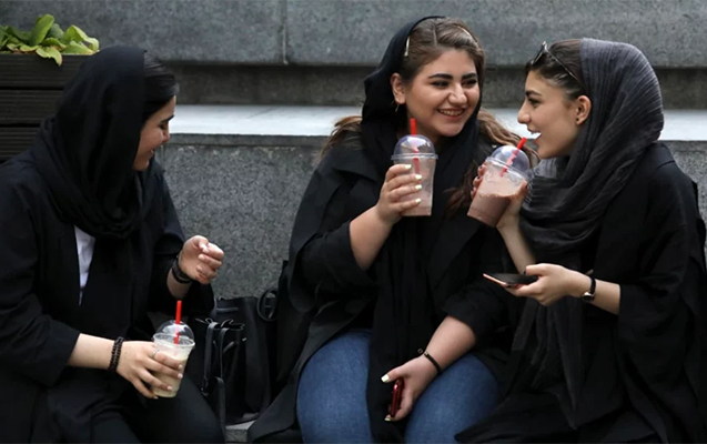 İranda qadınlara yeni QADAĞALAR