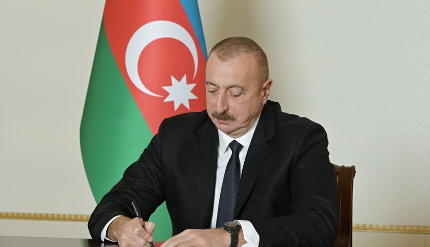 Prezident bu şəxslərə ali xüsusi rütbə verdi - SƏRƏNCAM