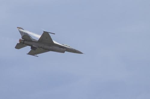 Hollandiya Ukrayna üçün 18 ədəd F-16 hazırlayacaq