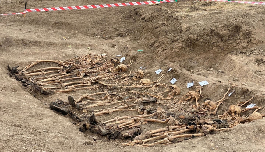 Число останков, обнаруженных в массовом захоронении в Ходжалы, достигло 18, обнародованы имена