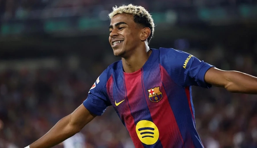 Lamin Yamal Messi, Ronaldinyo və Ronaldunu geridə qoyub