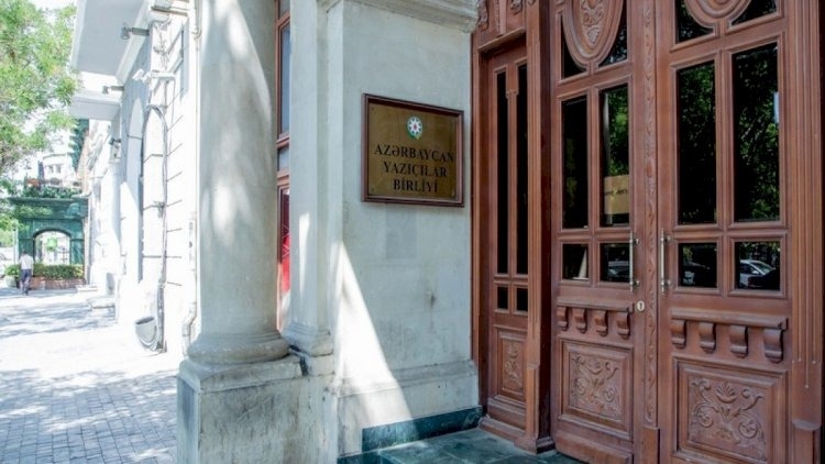 15 manat üzvlük haqqını ödəməyən şair və yazıçıların SİYAHISI