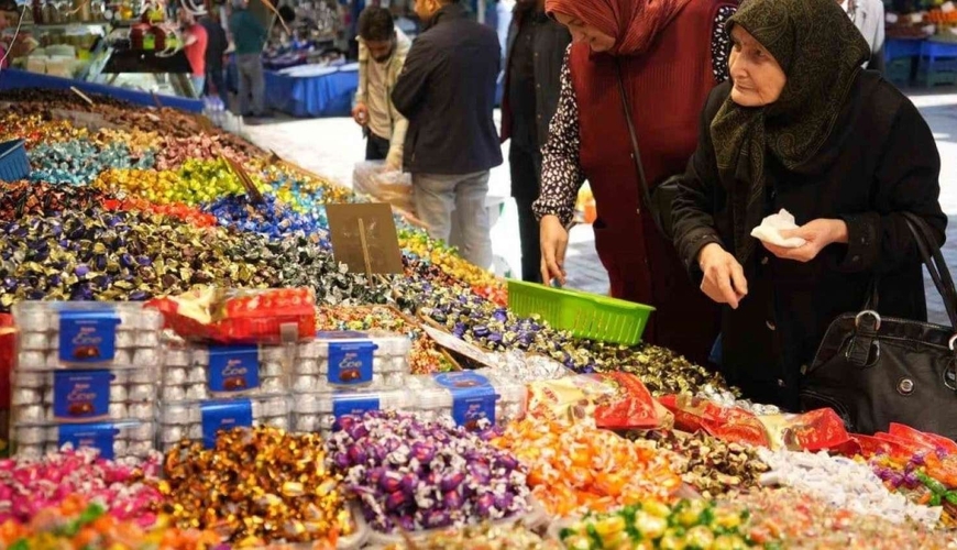 Bakıda kilosu 222 manata satılan KONFET müzakirə yaratdı -VİDEO