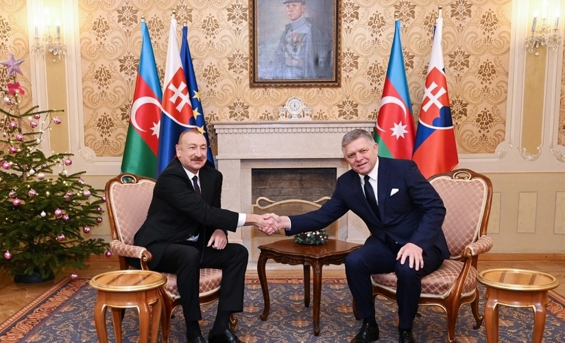 İlham Əliyevin Slovakiyanın Baş naziri ilə təkbətək görüşü oldu