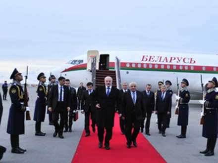 Aleksandr Lukaşenko Bakıdadır