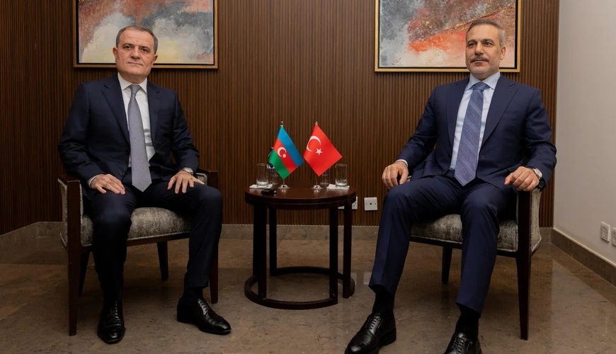 Ceyhun Bayramovla Hakan Fidan regiondakı təhlükəsizlik vəziyyətini müzakirə etdi