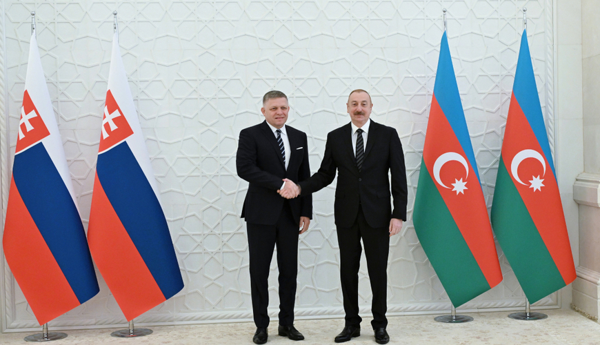 Алиев и Фицо начали переговоры в Баку - ФОТО