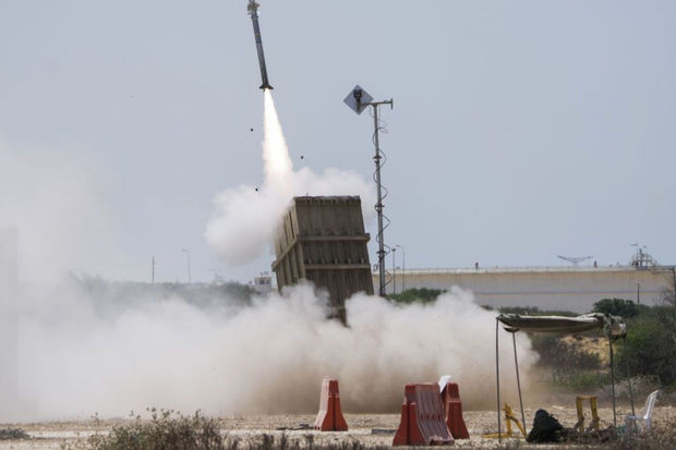 İsrail ordusu Suriyanın hava limanlarını bombalayıb - VİDEO