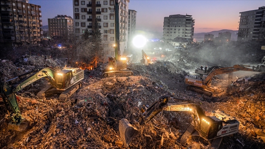 Türkiyədə baş vermiş dağıdıcı zəlzələdən bir il ötür