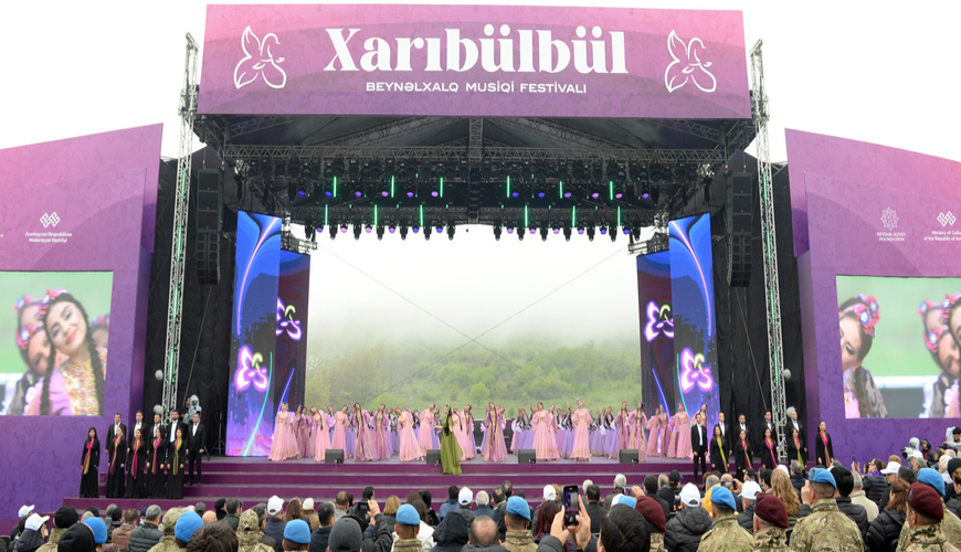 “Xarıbülbül” Beynəlxalq Musiqi Festivalının qala-konserti olub