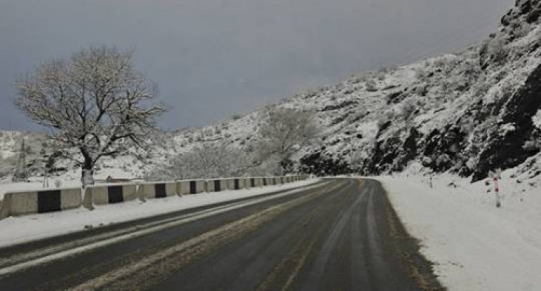 Ermənistan yolu bağlandı