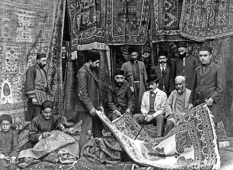 Azerbaijani_rug_merchants_in_Tif.jpg (199 KB)