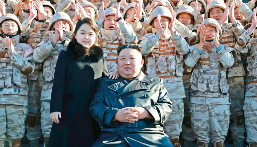 Şimali Koreya lideri 10 yaşlı qızını hakimiyyətə
hazırlayır