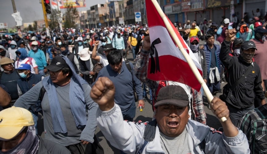 Peruda etiraz aksiyalarının bir ayı ərzində 48 nəfər həlak olub
