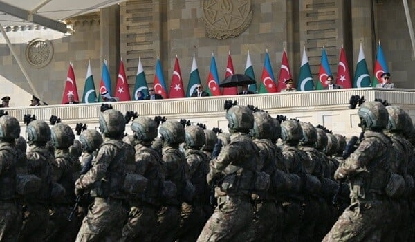 Qardaşlıq səngərdən tribunaya: Azərbaycan, Türkiyə və Pakistan bir sırada