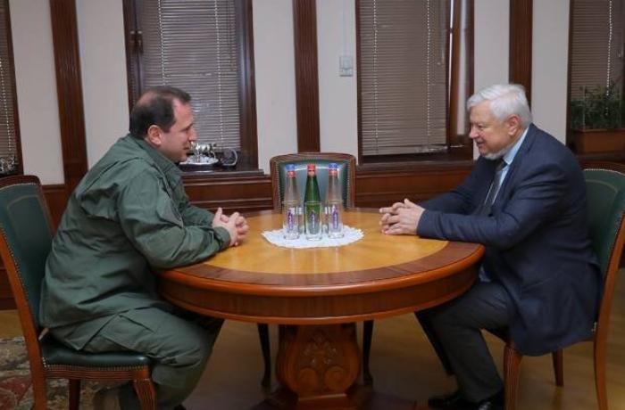 anjey-kaspsik-david-tonoyan.jpg (40 KB)