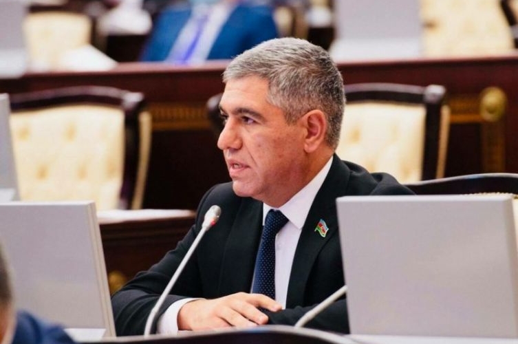 Son 2 ildə iqtisadiyyatımız 5 faiz böyüyüb - Vüqar Bayramov