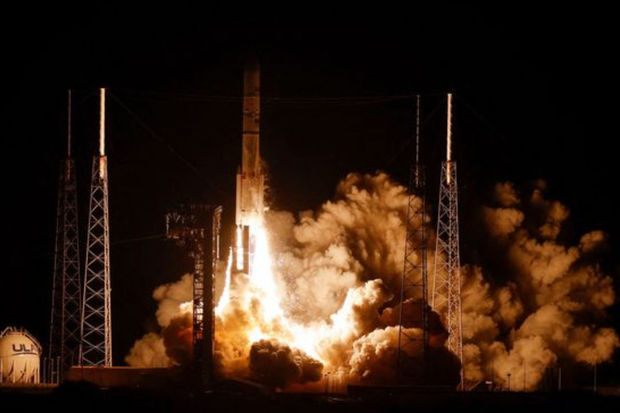 NASA 52 ildən sonra ilk dəfə Aya kosmik gəmi göndərdi: İçində... - VİDEO