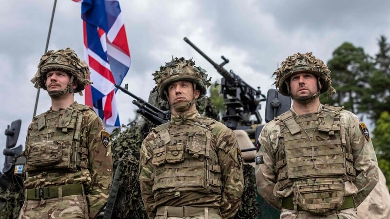 Britaniya Norveçdəki hərbçi sayını ikiqat artırır
