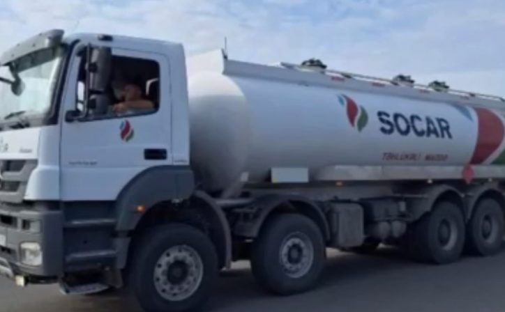 Администрация президента: Армянам Карабаха отправлено 24 тонны бензина и 40 тонн дизельного топлива